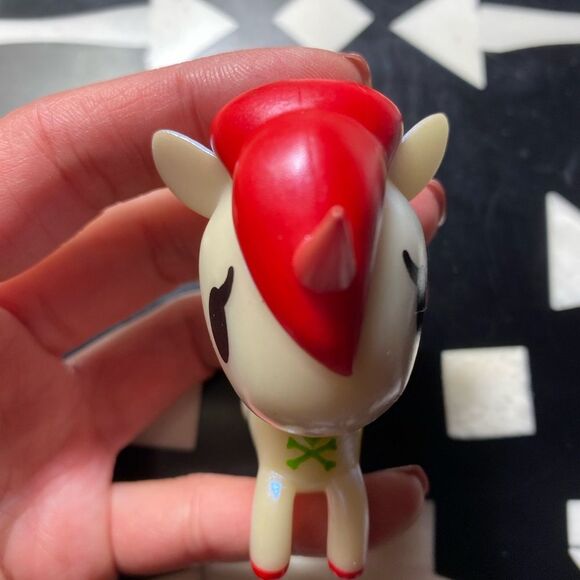 tokidoki Unicorno Metallico Series 1 STELLINA - Picture 4 of 6